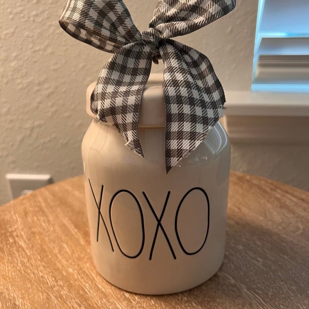 Rae Dunn XOXO Small Canister